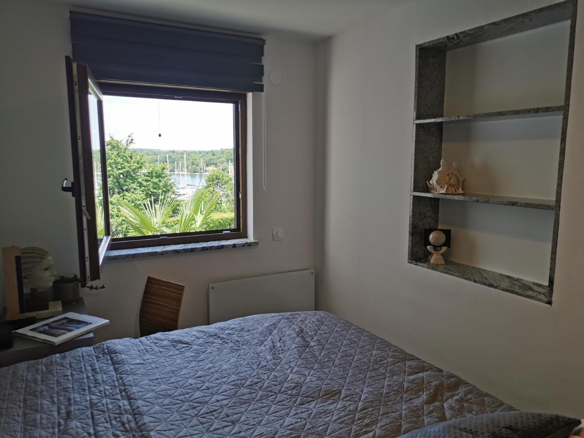 Dom Loron Apartamento Poreč Exterior foto